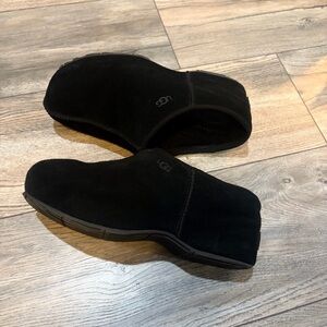 UGG Cottage Clogs